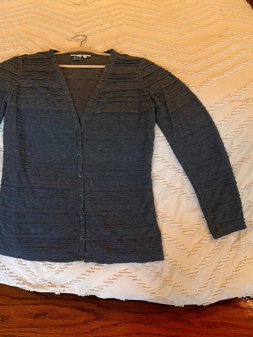 Women's XS Territory Ahead Lightweight gray cardigan